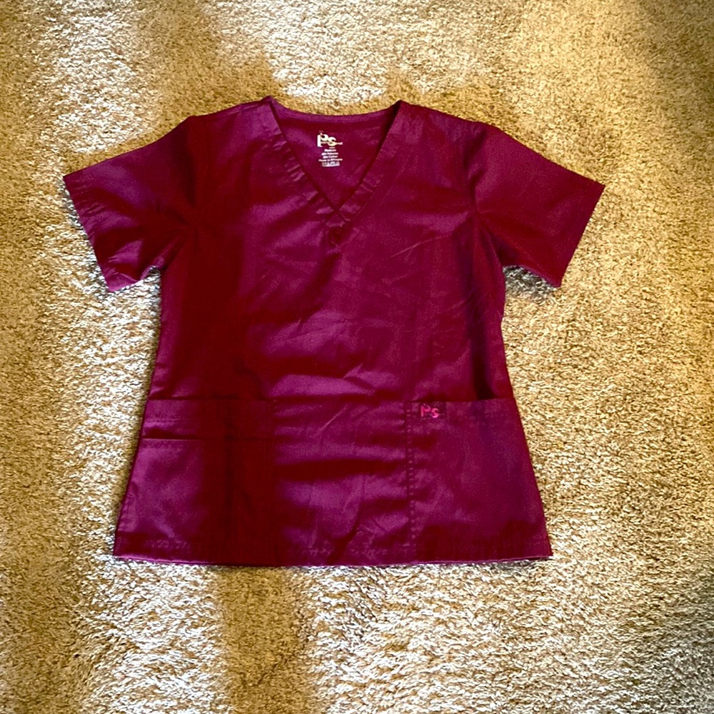 Scrub set